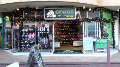 crocs with christmas lights